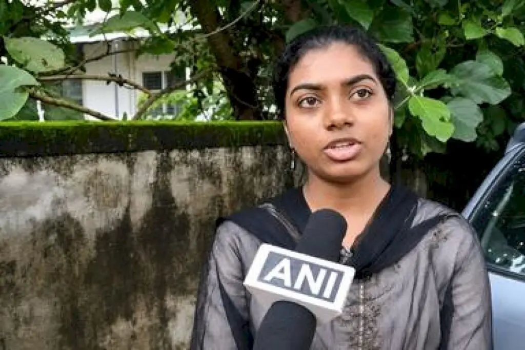 Kerala NEET aspirant scores 640, alleges malpractice, pays Rs 10 lakh