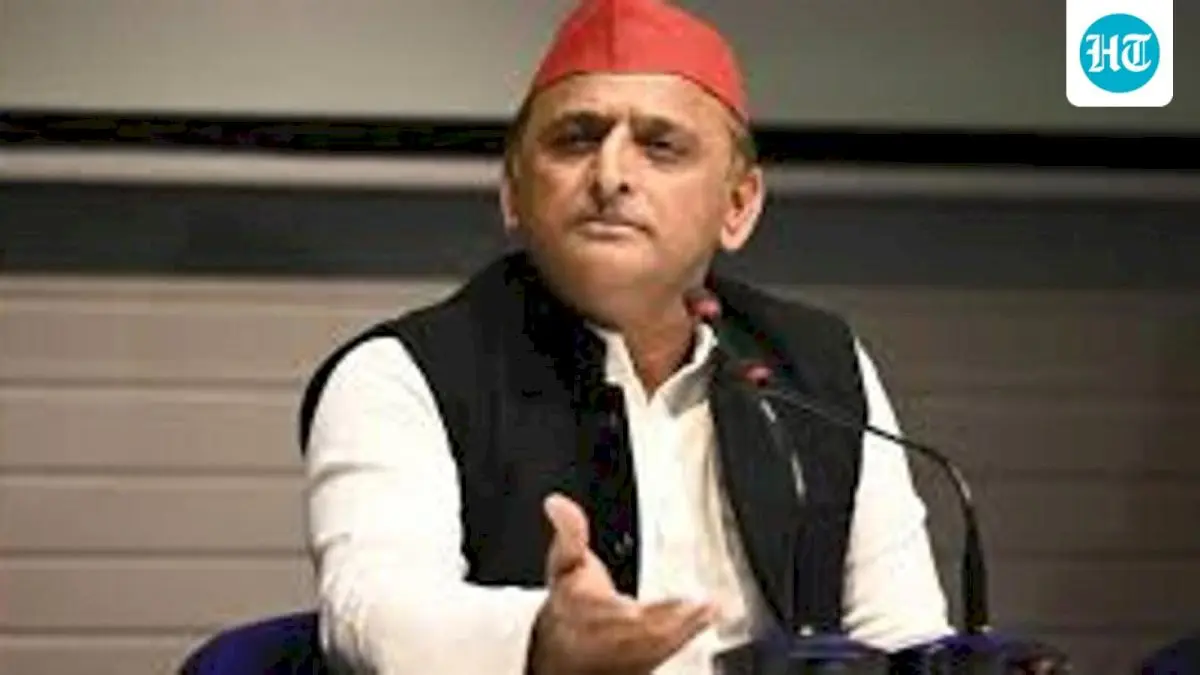 Akhilesh says UP women not safe, calls 'zero tolerance' false