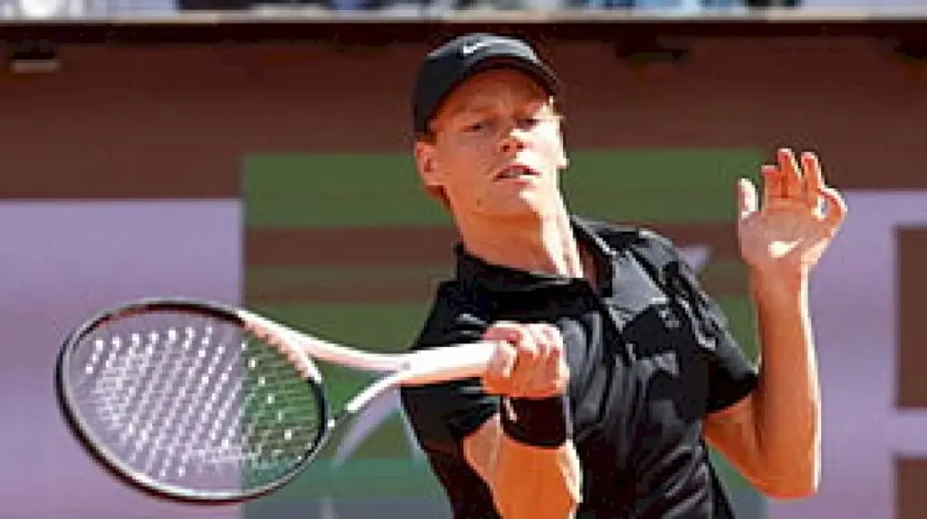 Jannik Sinner withdraws from Cincinnati Open with knee injury