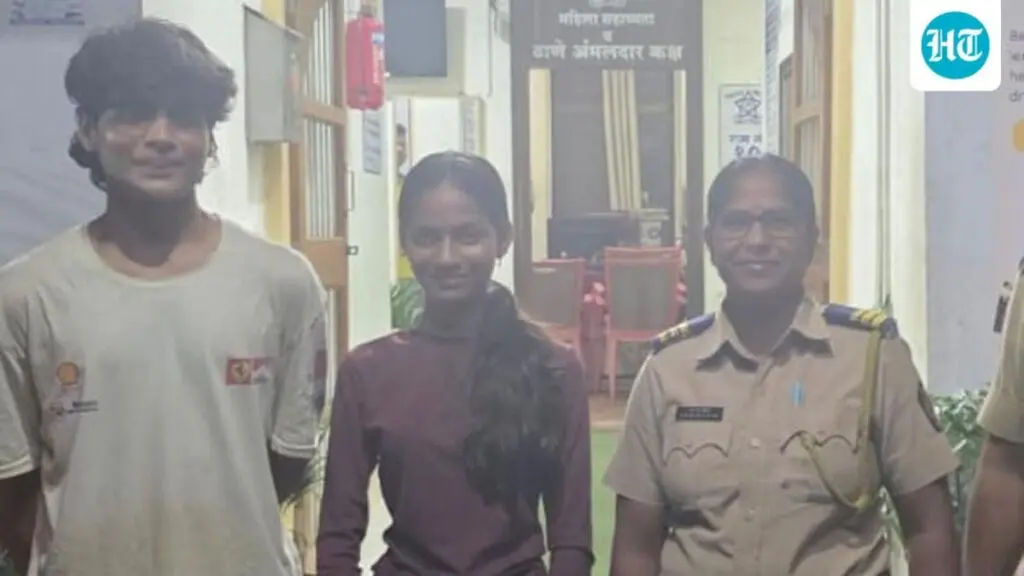 Fog strands two teen trekkers on Prabalgad, villagers aid rescue