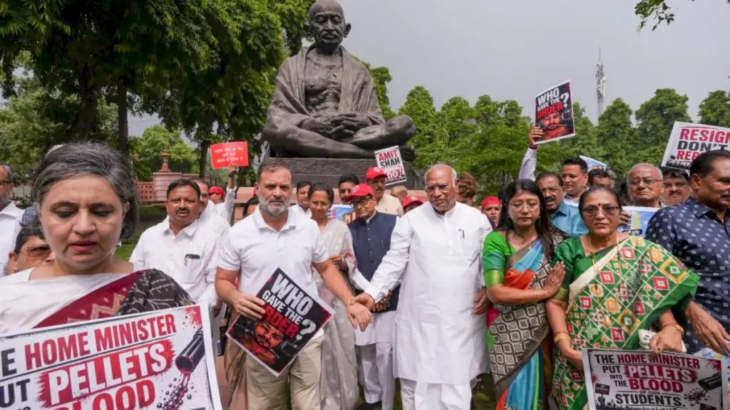 Congress labels FCRA Bill anti-Christian, threatens to block