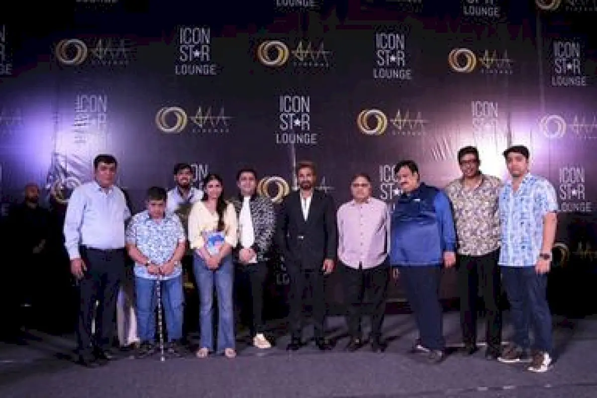 Allu Arjun launches AAA Cinemas in Vizag with LED screen