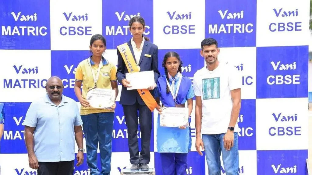 Indian volleyball captain Jerome Vinith honours students at Vellore school sports day