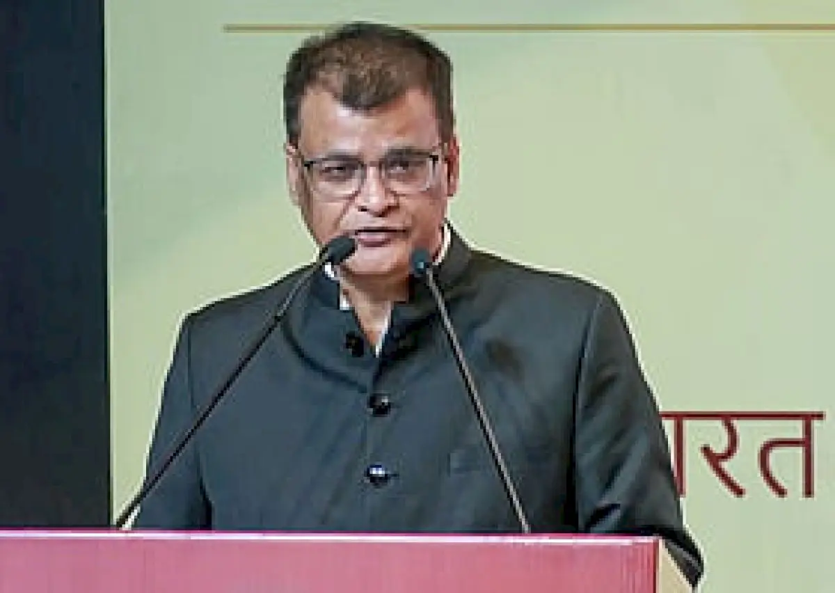 Rahul Navin gets one-year extension as ED Director
