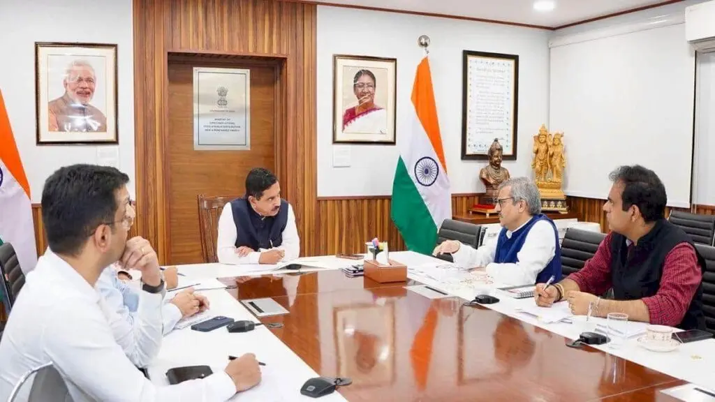 Pralhad Joshi reviews education ministry initiatives after BRICS meet