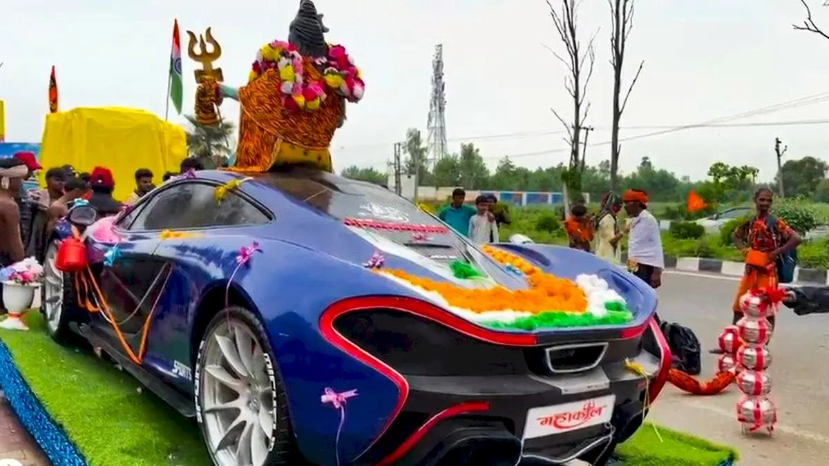 Shiv bhakts take Kanwar in McLaren lookalike, made for Rs 8 lakh