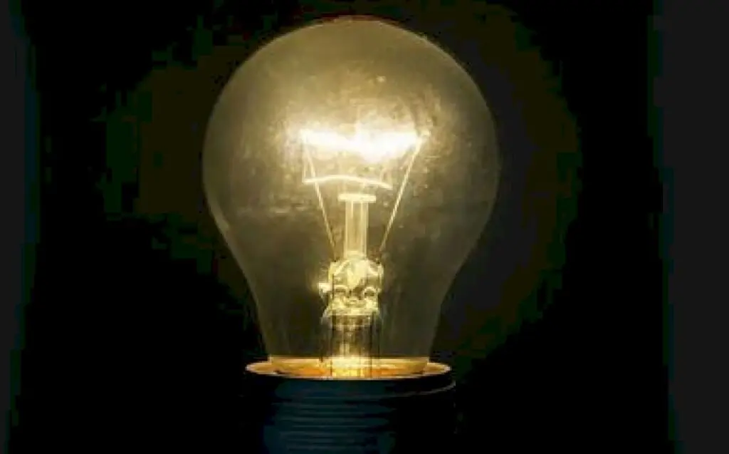 CAG exposes Delhi power subsidy: rich gain, ₹27,200 crore debt risk