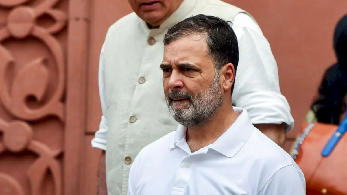 Congress silent on Jharkhand protest, BJP questions Rahul Gandhi