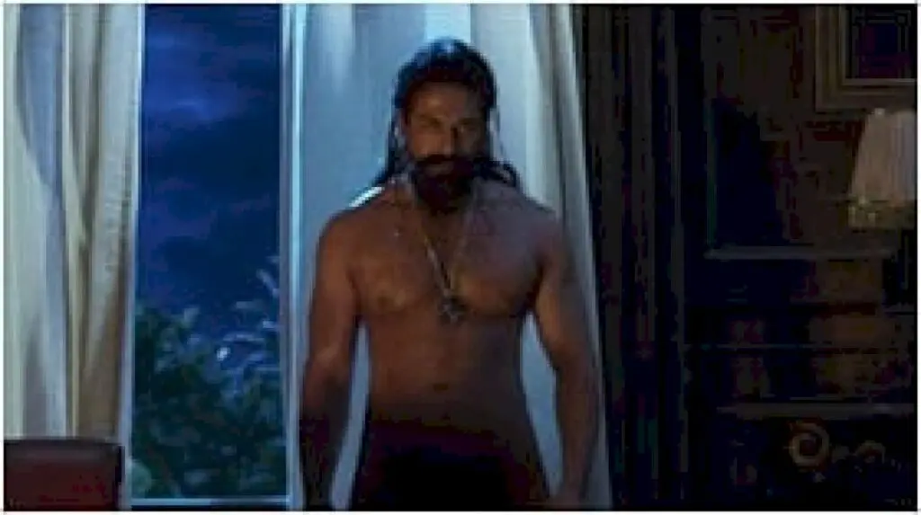 Yash stuns fans with nude scene in 'Toxic' trailer