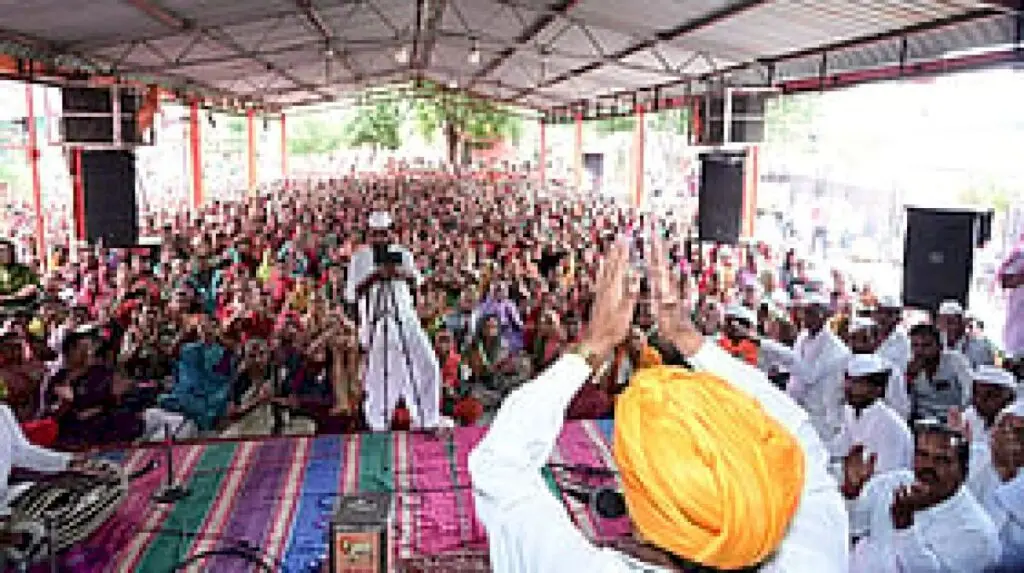 Thousands throng Chhota Pandharpur on Kamika Ekadashi