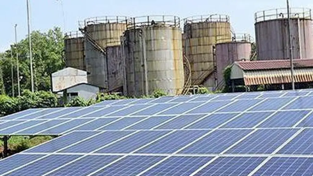 RPSG arm Purvah Green buys 1.4 GW solar assets from ReNew for Rs 4,859 crore
