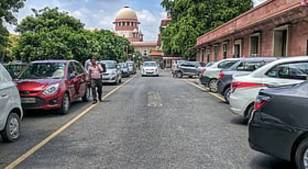 Supreme Court: FIR mandatory for missing adults, not just children