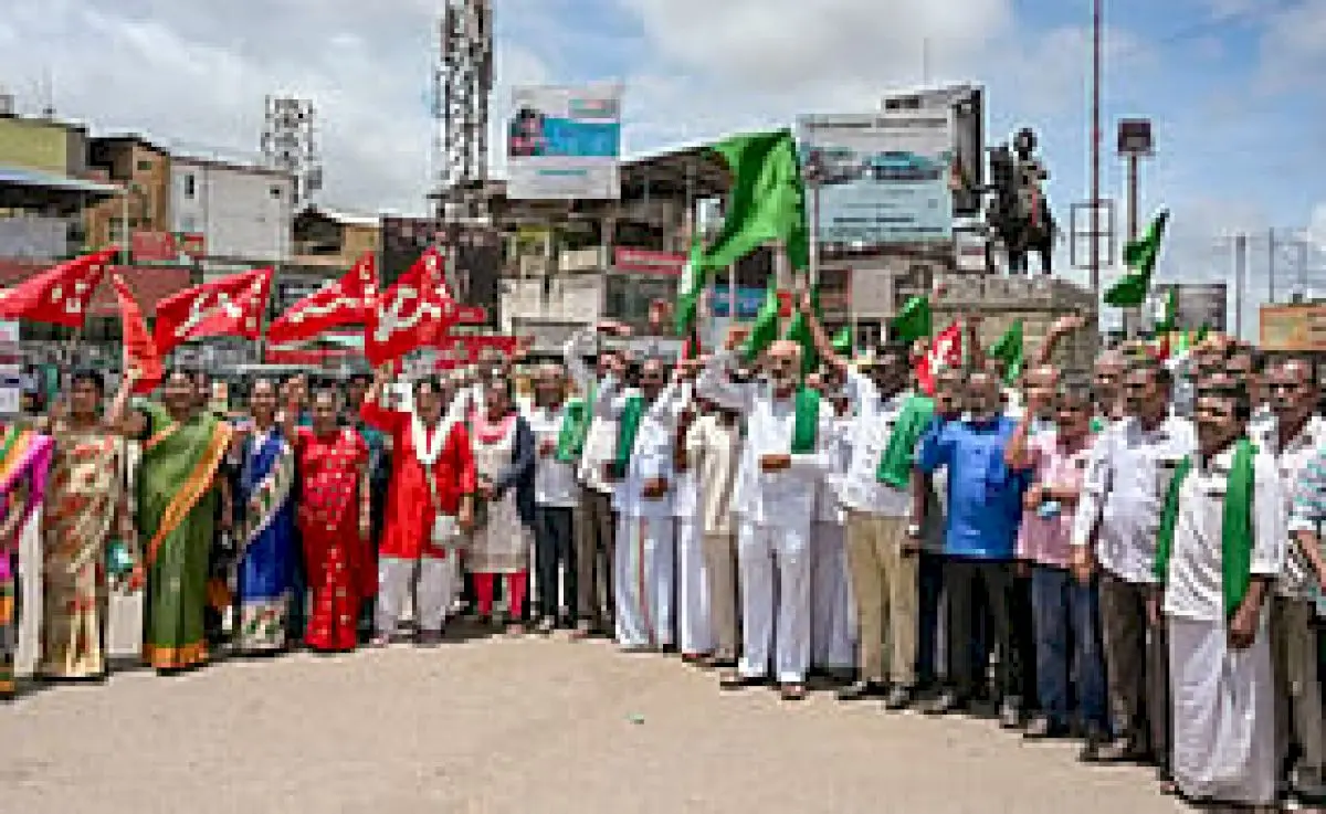 Farmers, trade unions protest in Bengal, Haryana against Centre's policies