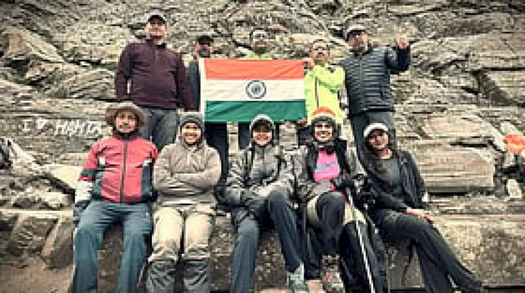 Mysuru team conquers 14,100-ft Hampta Pass trek