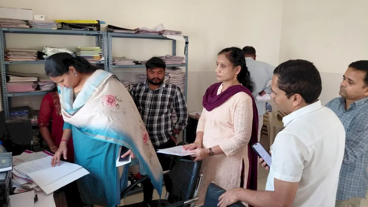 Telangana doctor's absence leads to private hospital violations