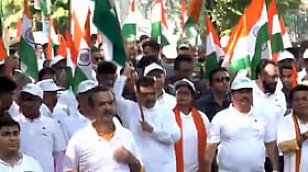 Suvendu Adhikari leads second Tiranga Yatra in Kolkata
