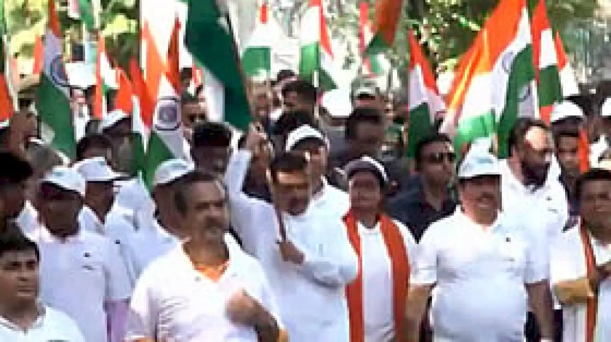 Suvendu Adhikari leads second Tiranga Yatra in Kolkata