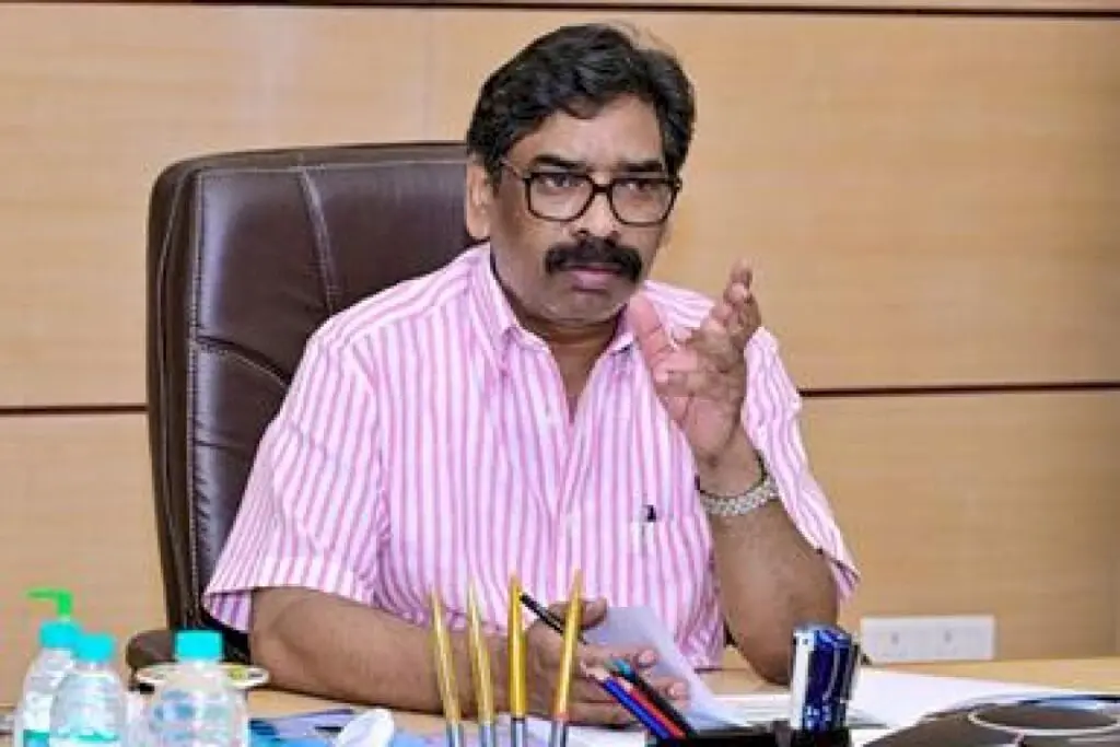 Hemant Soren urges Jharkhand students to resolve row through dialogue