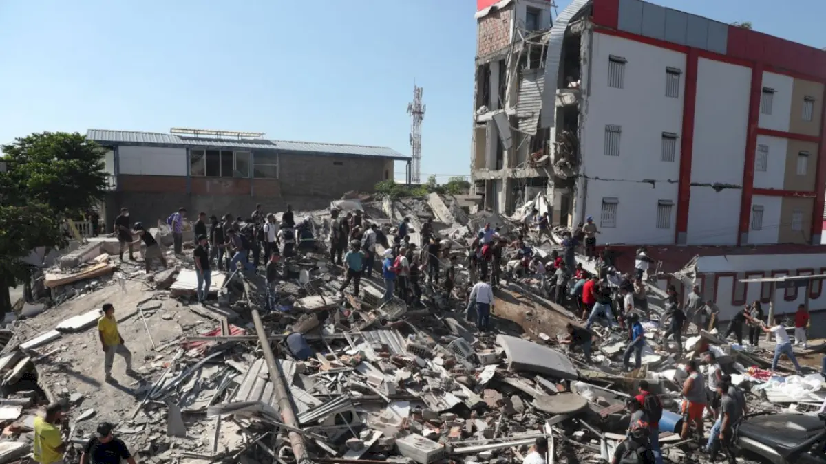 Colombia earthquake kills 111, 1,577 buildings damaged