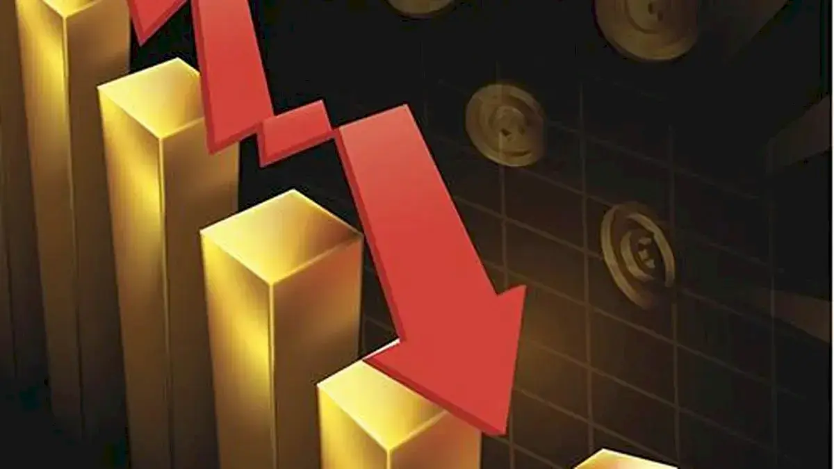 Gold prices fall across Indian metros on August 10