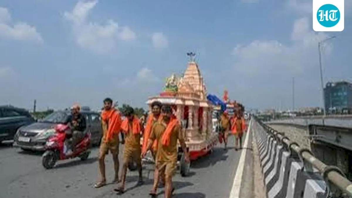 Four detained in Bareilly for selling non-veg on Kanwar routes