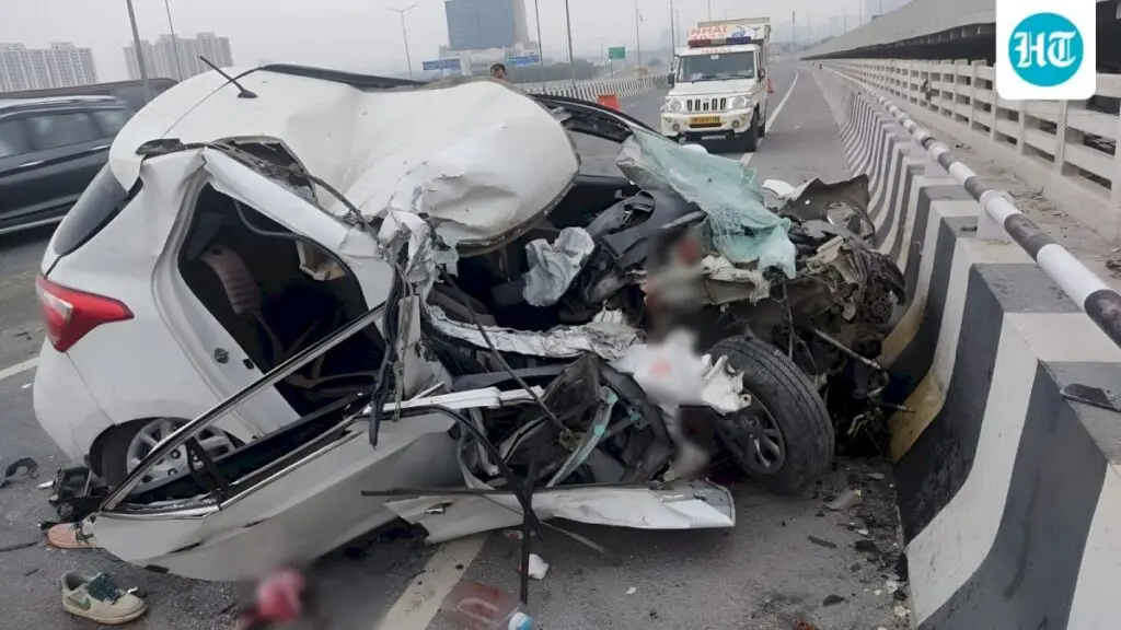 Two friends die in Dwarka Expressway crash after FIFA screening