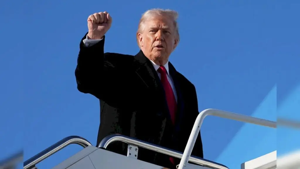 Trump confirms secret plane switch after Iran threat