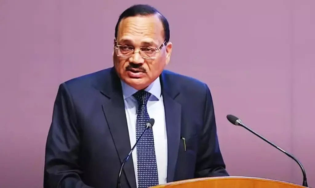 BCI chairman apologises for NALSAR enrolment row after CJI criticism