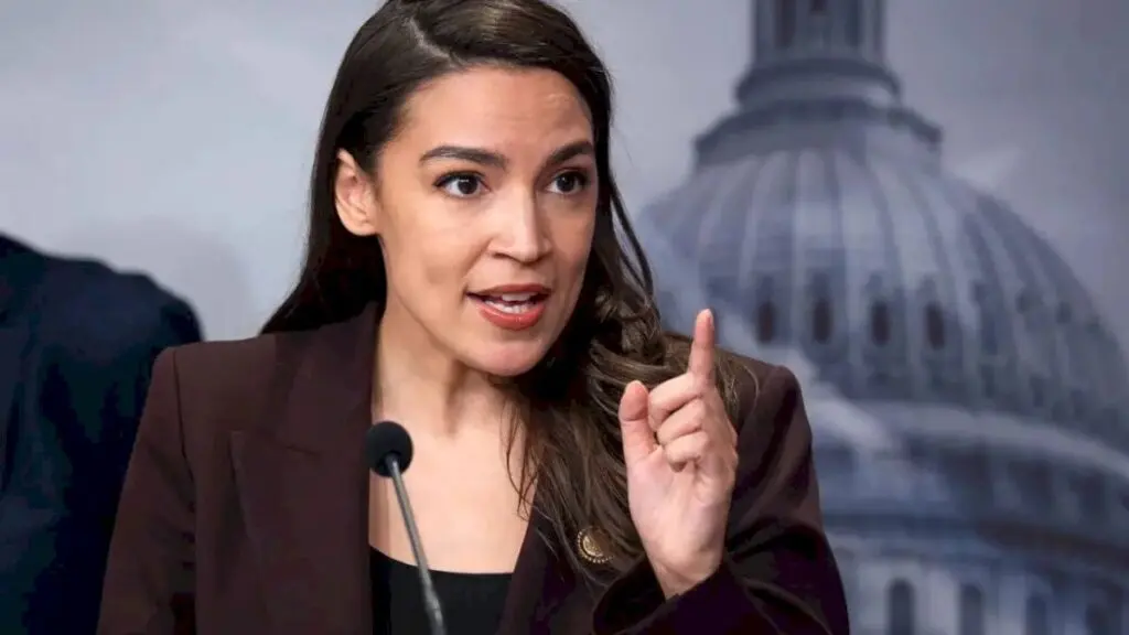AOC says left went too far in 2020, seeks a second chance