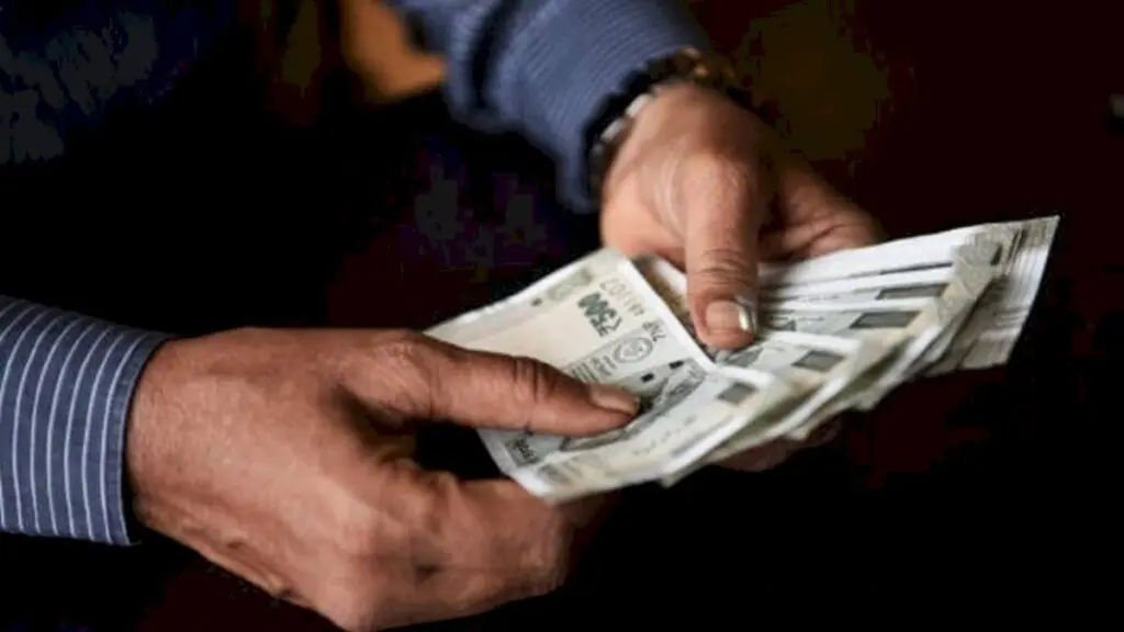 RBI proposes tighter loan pricing rules for banks and NBFCs
