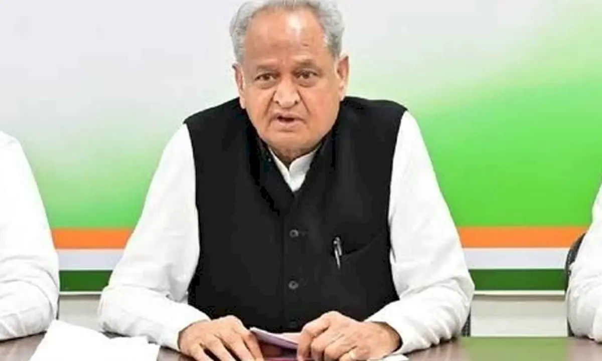 Gehlot alleges plantation scam in Rajasthan, demands inquiry