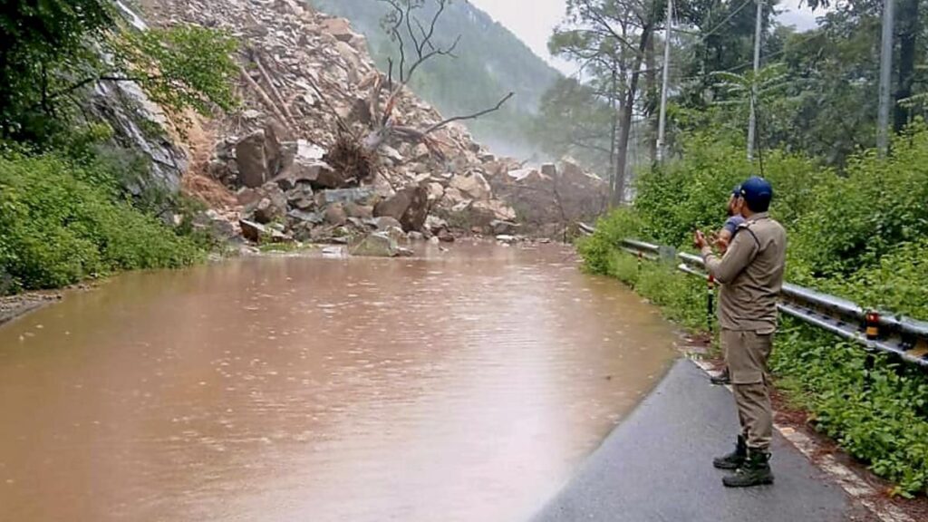 Heavy rain swells Uttarakhand rivers, blocks highways and closes schools