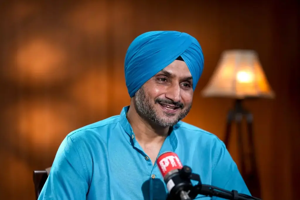 Harbhajan Singh joins BJP, says AAP ignored his ideas