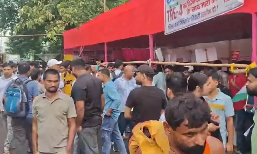 Bihar students issue three-day ultimatum over exam irregularities