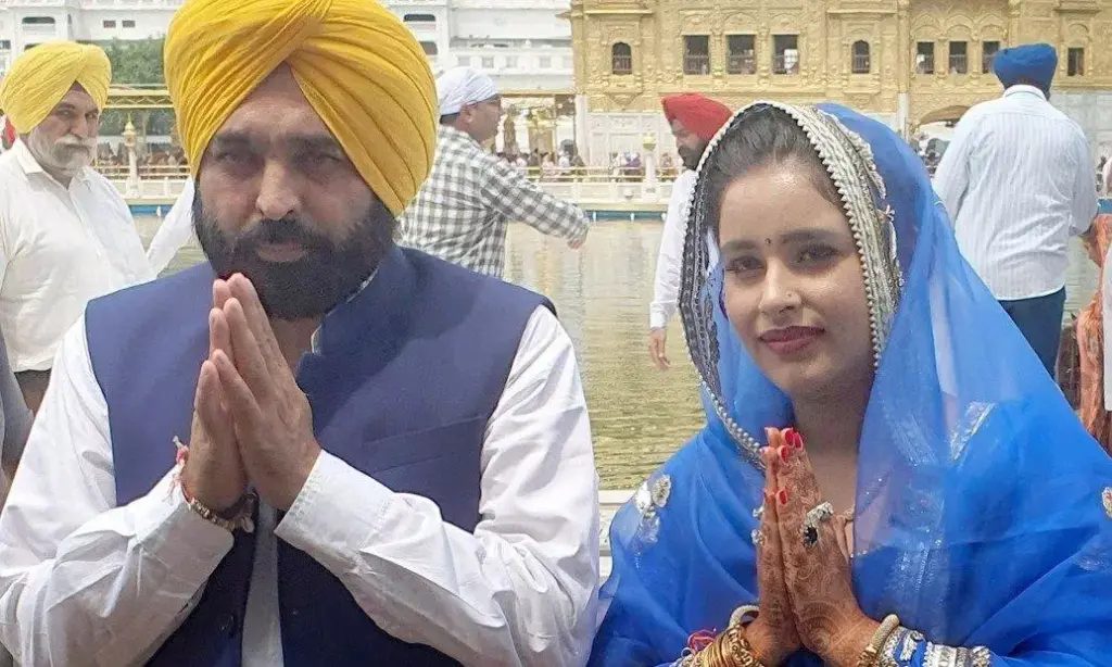 CM Mann's wife sends legal notice to ex-judge over bribe claim