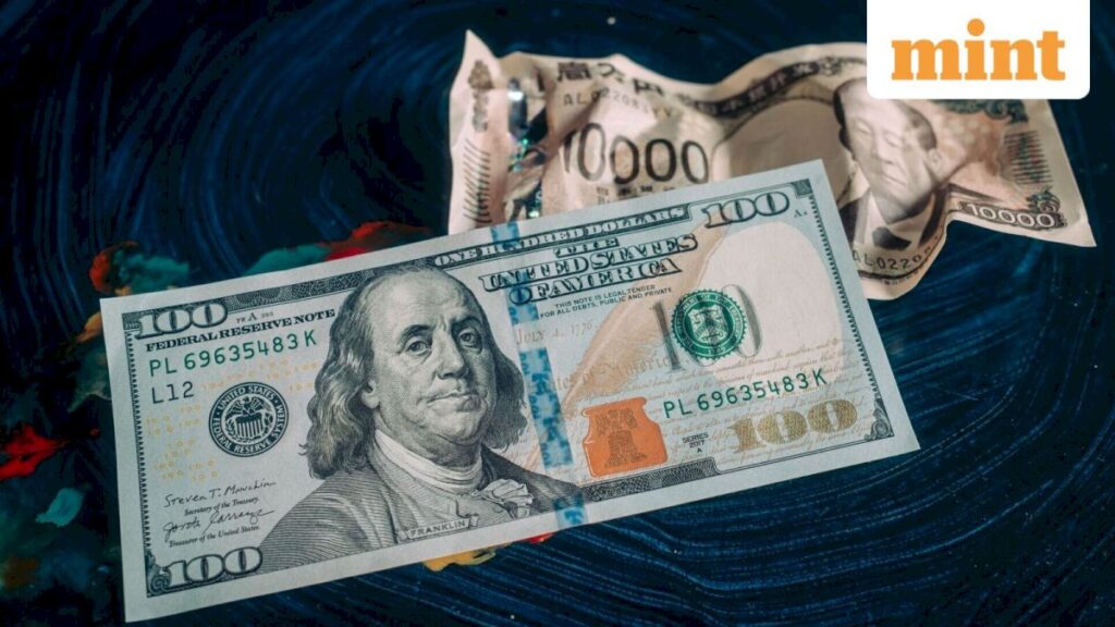 Yen Falls to Four-Decade Low Amid Japan’s Policy Constraints