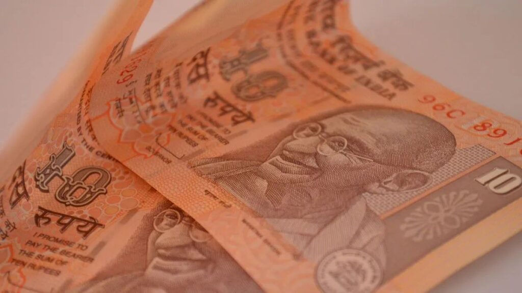 RBI Governor Updates Public on Planned Polymer Currency Notes