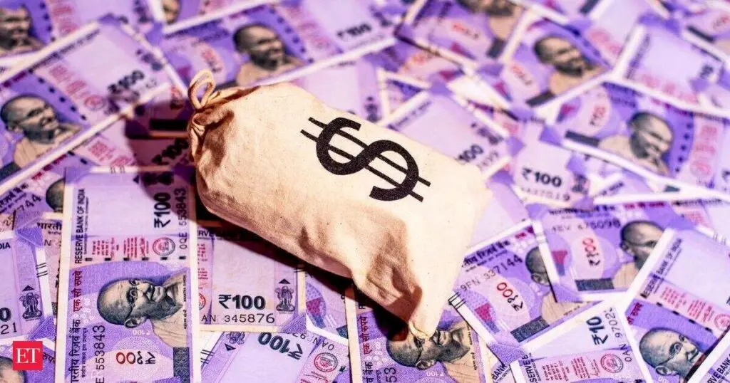 NRI dollar rush lifts bank deposits to decade-high growth