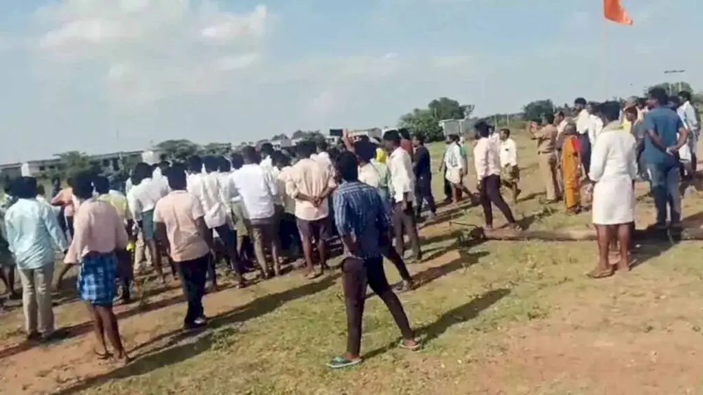 Church-temple land clash in Raichur leaves two hurt