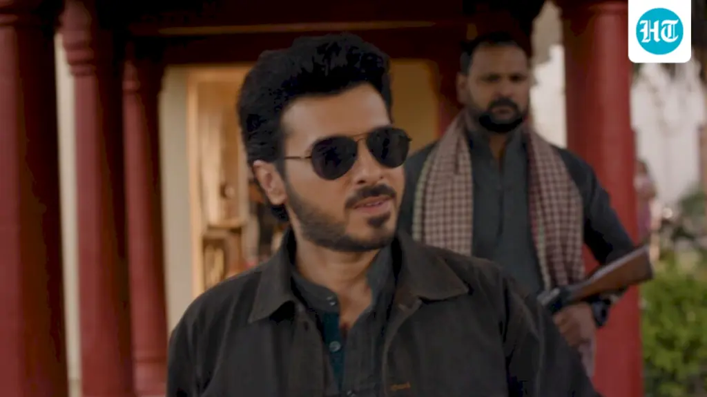 Divyenndu jokes about 'immortal' Munna Bhaiya return in Mirzapur film
