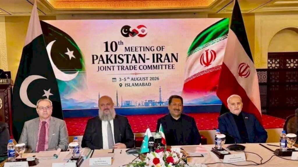 Pakistan and Iran reaffirm 10-billion-dollar trade target, advance FTA talks