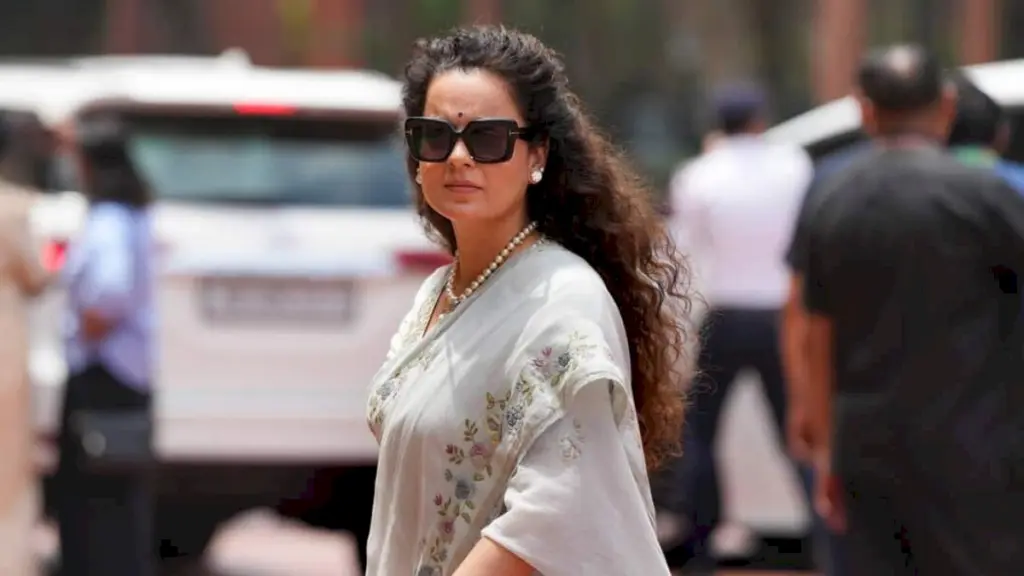 Kangana Ranaut deletes ‘dumbbell’ Instagram posts on Rahul Gandhi