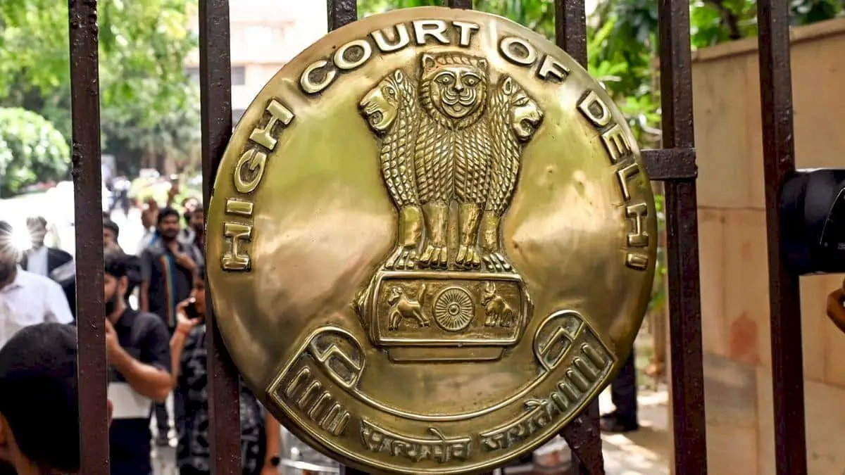 Delhi HC issues contempt notice over unpaid ₹12,000 medical aid to student