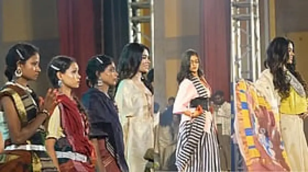 Former Naxal women walk ramp for National Handloom Day in Raipur