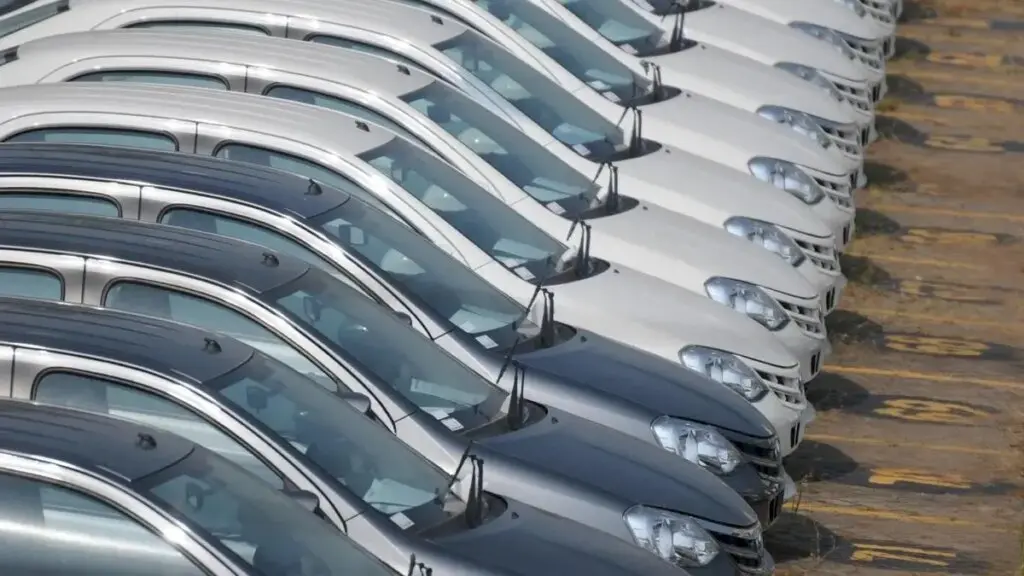 Vehicle dispatches jump 34% in July, SIAM data shows