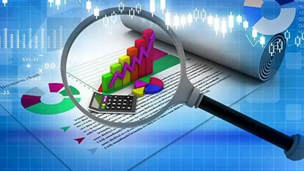 Amagi Media, Sun TV, Astral lead Q1 gains; Sensex down 150 points