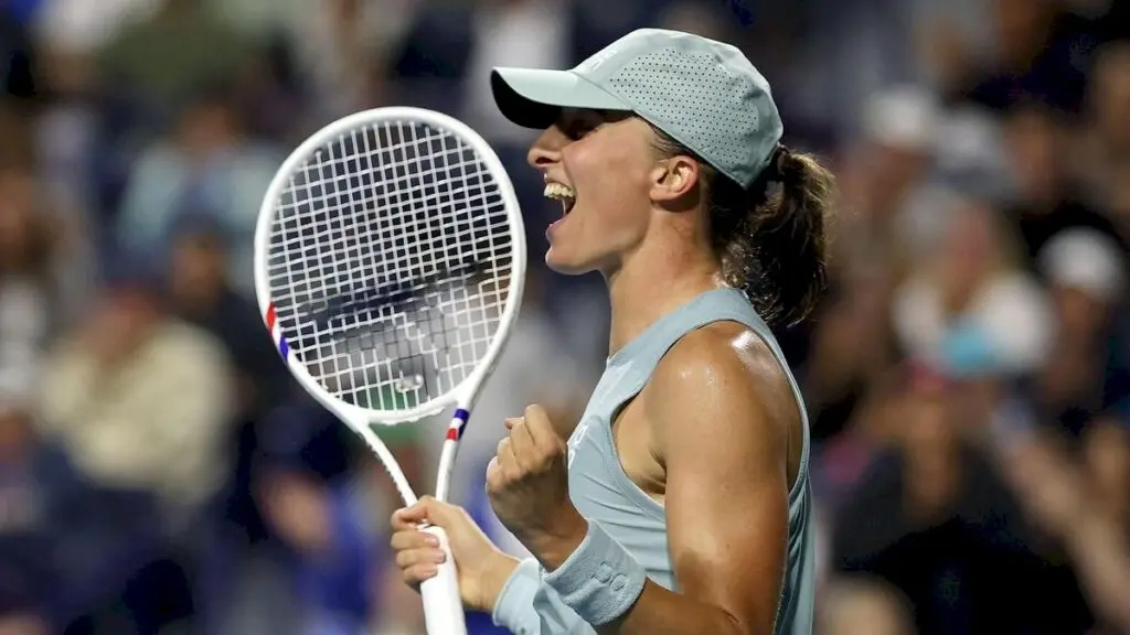Swiatek beats Svitolina, will meet Rybakina in Canadian Open final