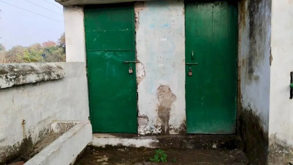 Toilet breaks can make or break a road trip, traveler says