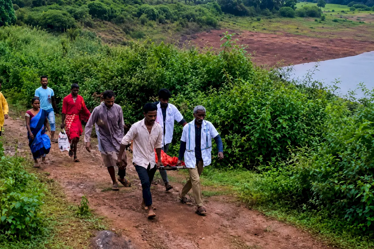 Pregnant woman carried 3 km on stretcher in Odisha's Koraput