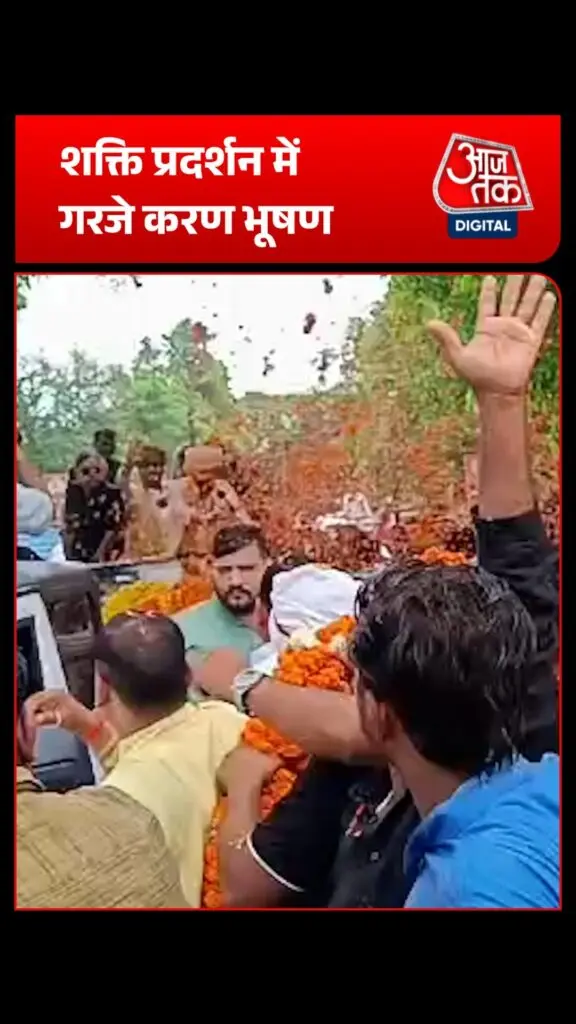 Brijbhushan taunts Ramdev: You ran away in salwar last time